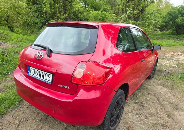 Toyota Auris cena 9200 przebieg: 216000, rok produkcji 2007 z Poznań małe 29